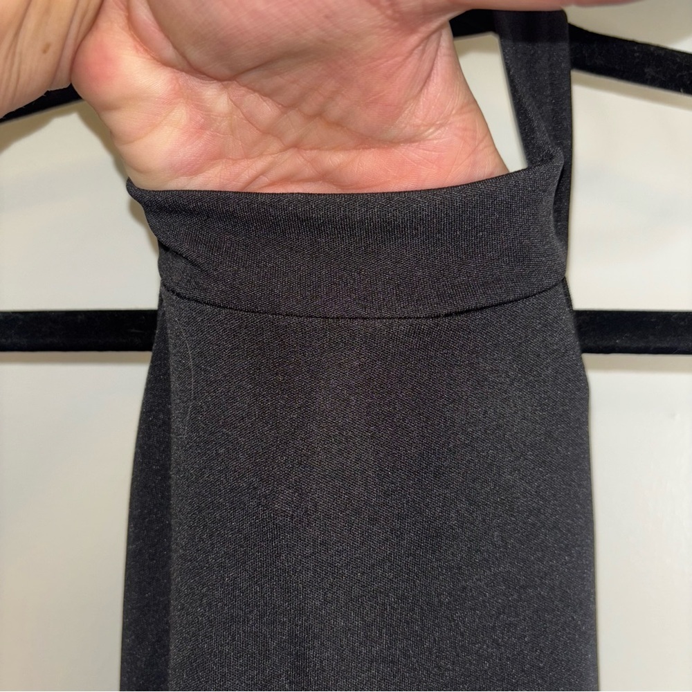 YOINS Black Pleated Halter Maxi Gown - Picture 7 of 9